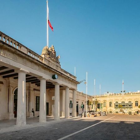 Valletta Main Street Apartment Deluxe المظهر الخارجي الصورة