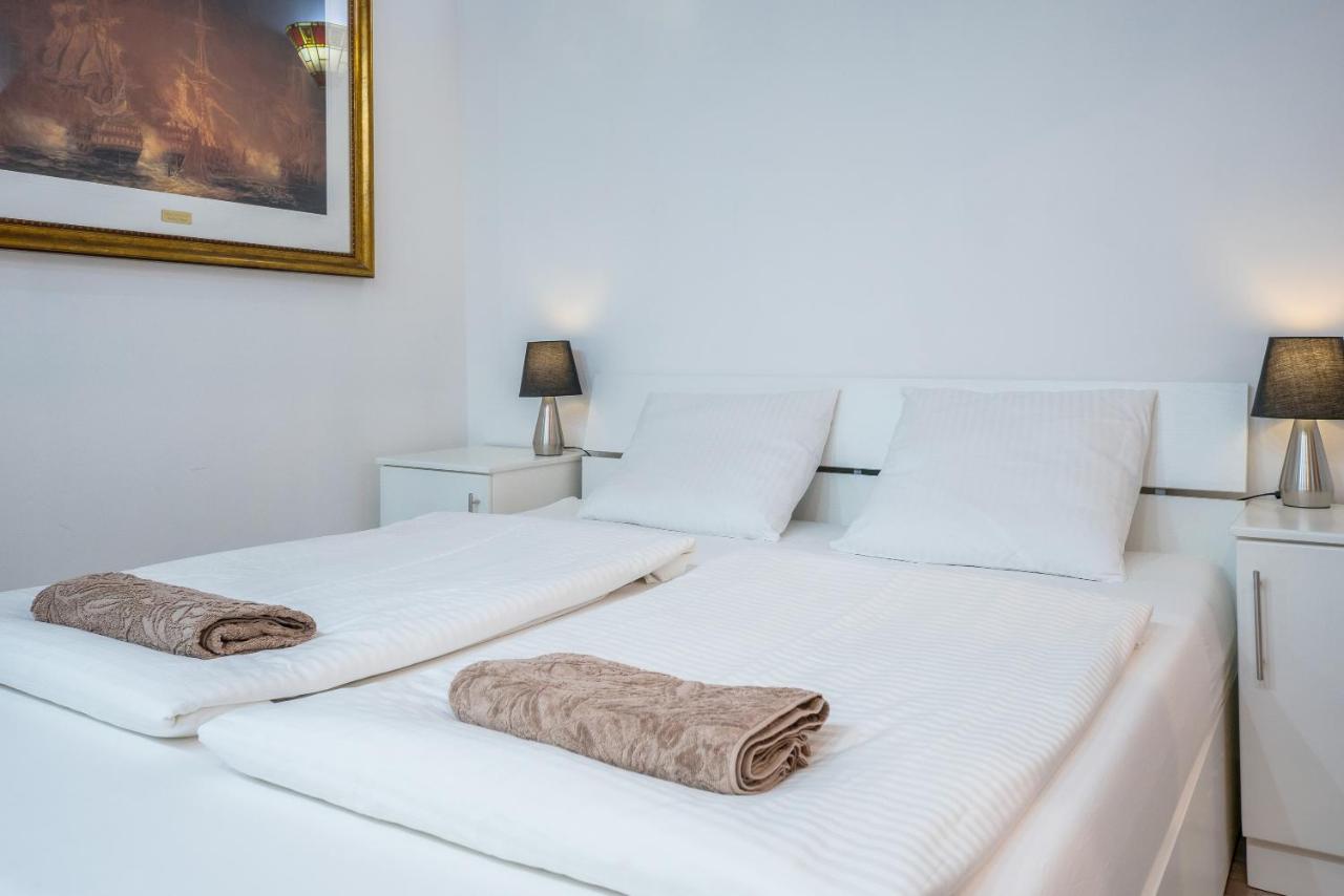 Valletta Main Street Apartment Deluxe المظهر الخارجي الصورة