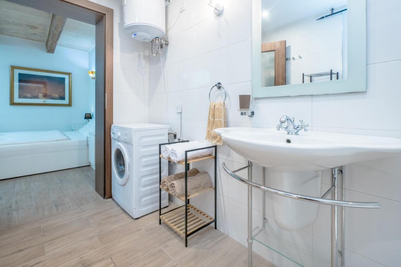 Valletta Main Street Apartment Deluxe المظهر الخارجي الصورة