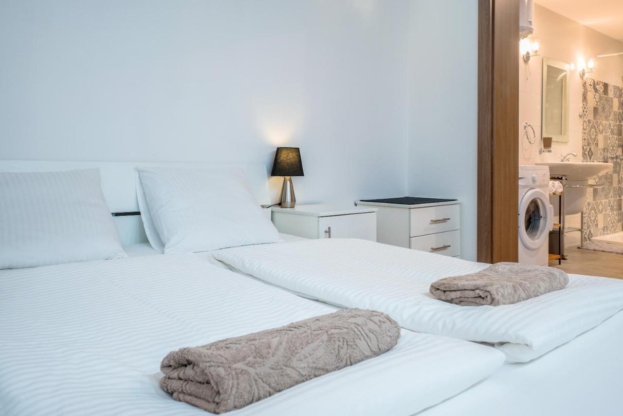 Valletta Main Street Apartment Deluxe المظهر الخارجي الصورة
