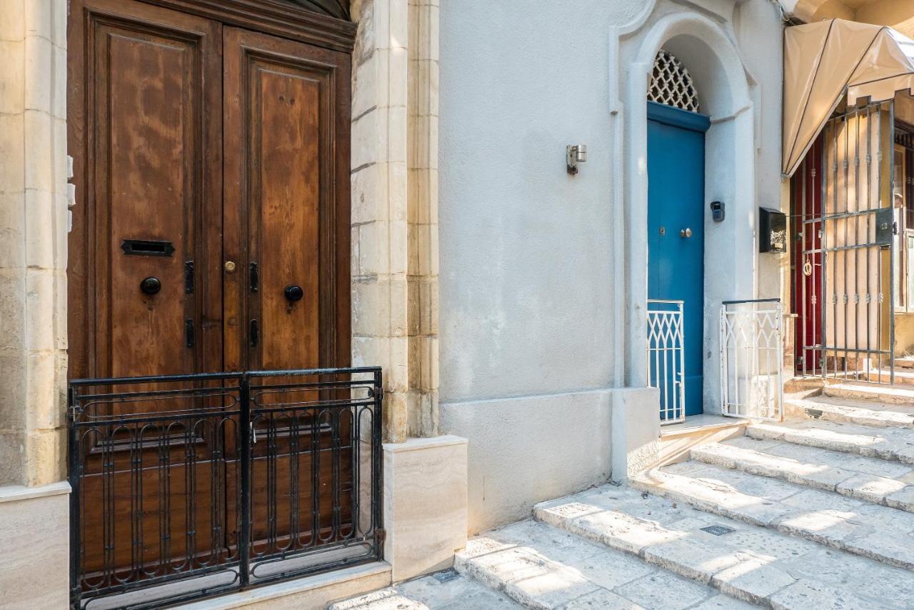 Valletta Main Street Apartment Deluxe المظهر الخارجي الصورة