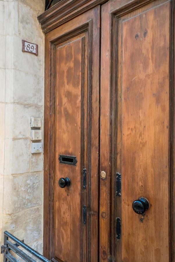Valletta Main Street Apartment Deluxe المظهر الخارجي الصورة