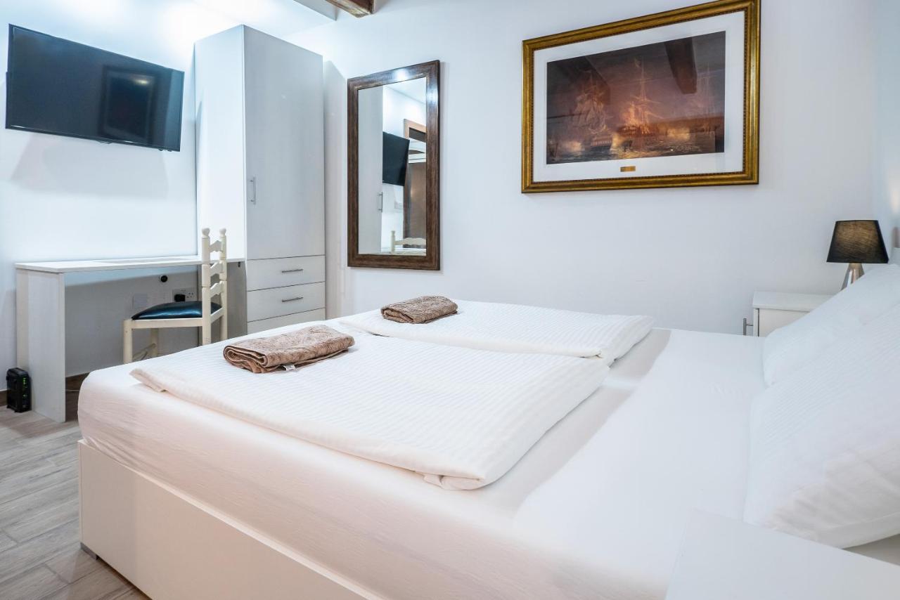 Valletta Main Street Apartment Deluxe المظهر الخارجي الصورة